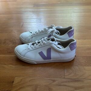womens veja sneakers